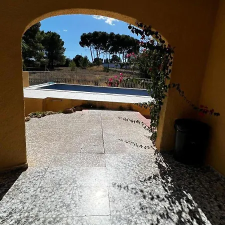 Chalet Calpe Otel 3*
